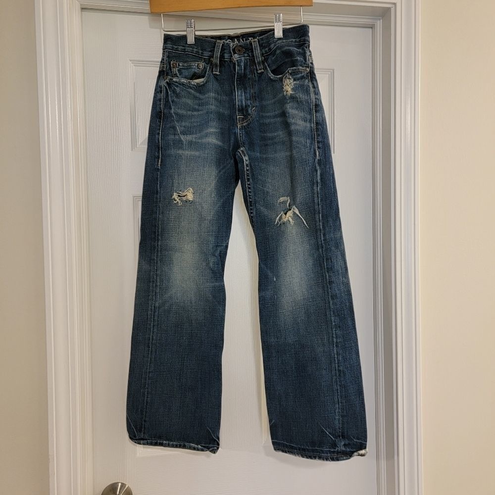 American Eagle medium wash distressed bootcut jeans 26x28